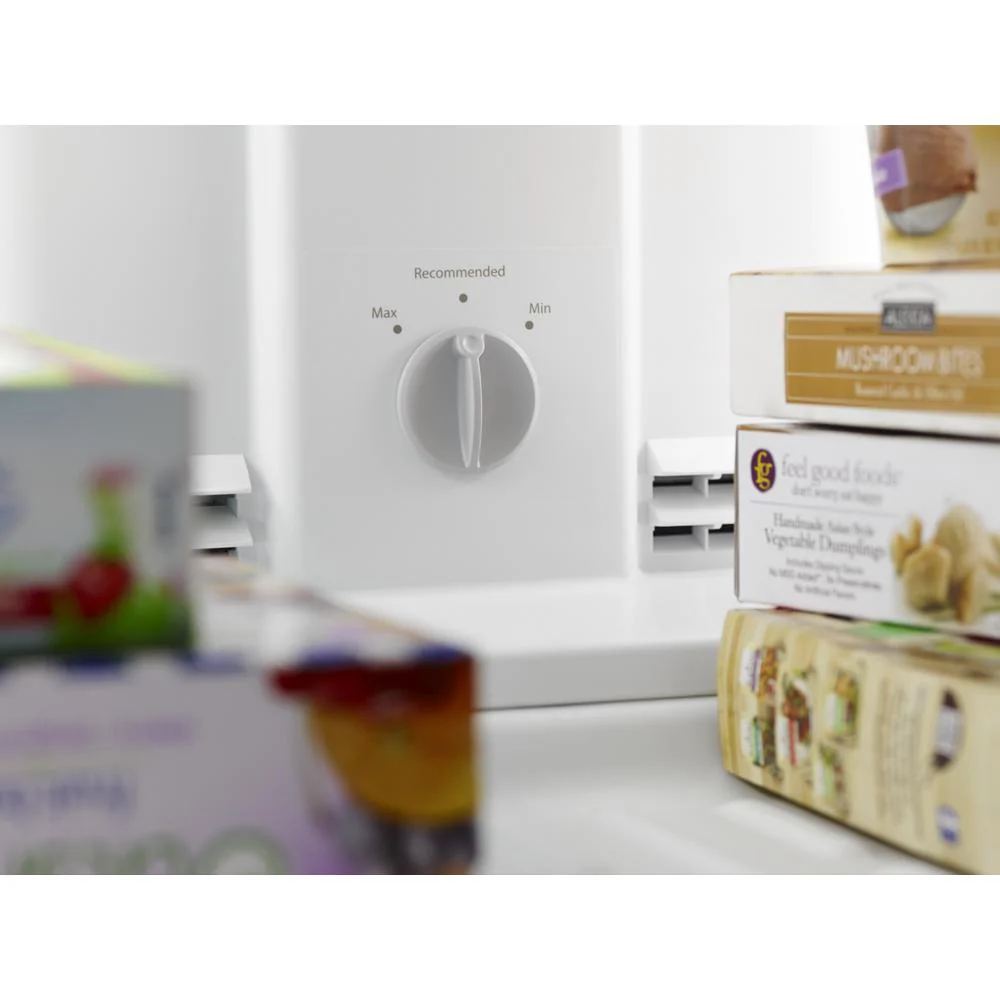 28-inch Wide Top Freezer Refrigerator - 14 Cu. Ft. - Image 3