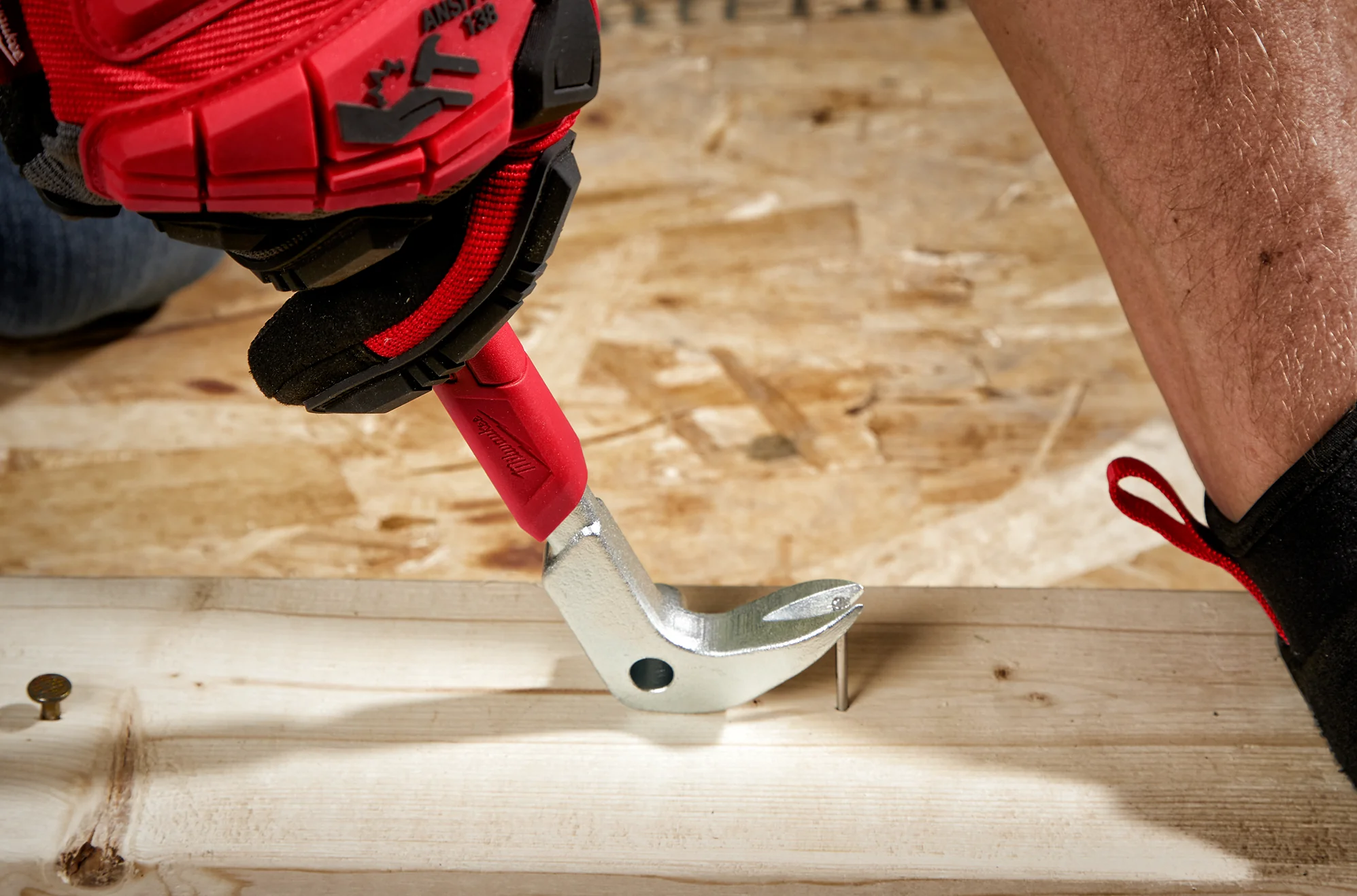 Milwaukee 9" Finish Nail Puller - Image 5