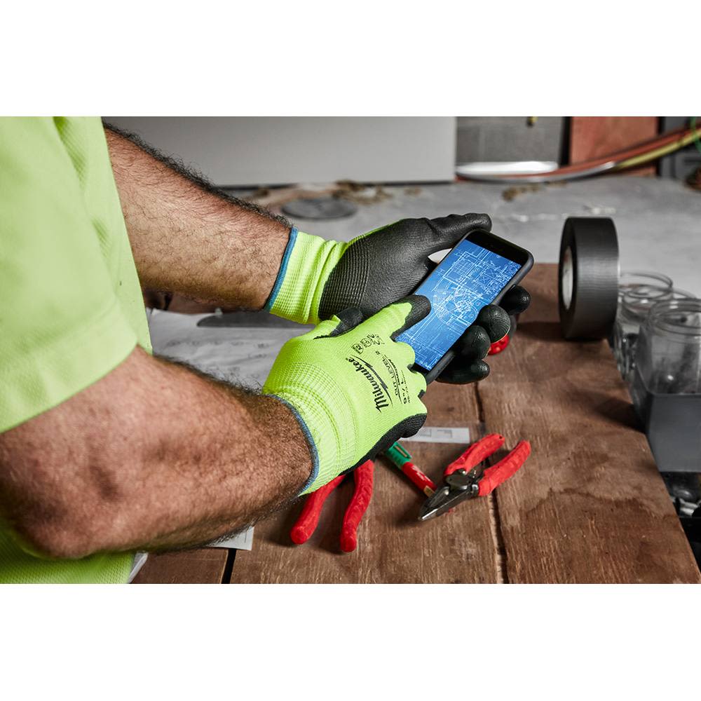 Milwaukee Large Hi-Vis Cut Level 2 Polyurethane Gloves - Image 5