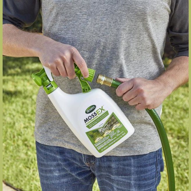 Scotts MossEX 3-in-1 Ready Spray, 32 oz. - Image 2